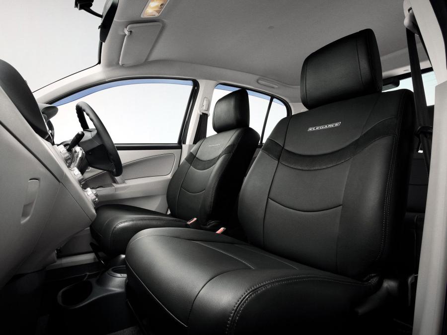 Интерьер Perodua MyVi Elegance 2011 года  (фото 13 из 18)
